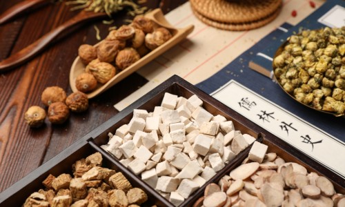 一般生长在哪里?-药用半枝莲长什么样子网—知名的半枝莲的药用网站,分享中药半枝莲长什么样知识
